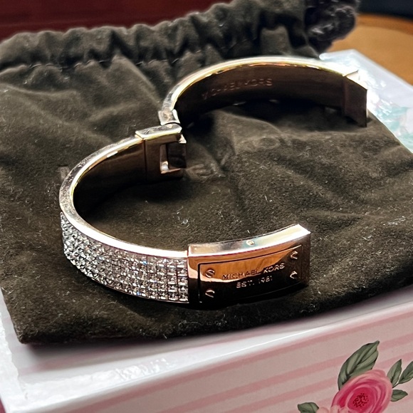 Michael Kors Pave Logo Plaque Gold Bangle - Picture 6 of 16